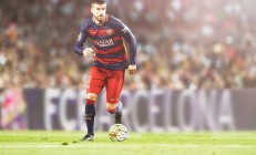 开云平台-暗流汹涌的赛场，一场跨界胜负如何重构体育叙事