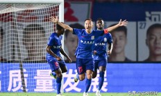 开云体育官网-中超球队训练场外现特殊装备试验