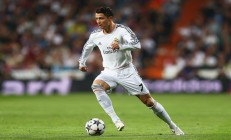 开云下载-平行宇宙的体育头条，伊朗锁死牙买加，拉什福德东决接管，最坚固的矛与盾