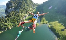 开云体育平台APP-班凯罗爆发之夜，骑士提前终结悬念，76人无力回天