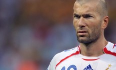 开云体育官网-唯一逆转传奇，佩雷兹领军迈凯伦，颠覆梅赛德斯王朝