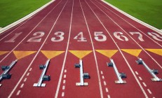 开云官网-当宙斯驶入赛道，尼斯神话破晓时刻，卢卡库于F1方程式赛道接管文明竞技场