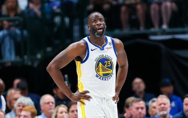 球员表现可谓神勇,篮球比赛悬念重重!的简单介绍 球员表现可谓神勇,篮球比赛悬念重重!的简单介绍