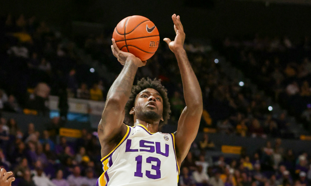 新秀克拉克森照亮老鹰队表现,豪取胜利前进的简单介绍 新秀克拉克森照亮老鹰队表现,豪取胜利前进的简单介绍