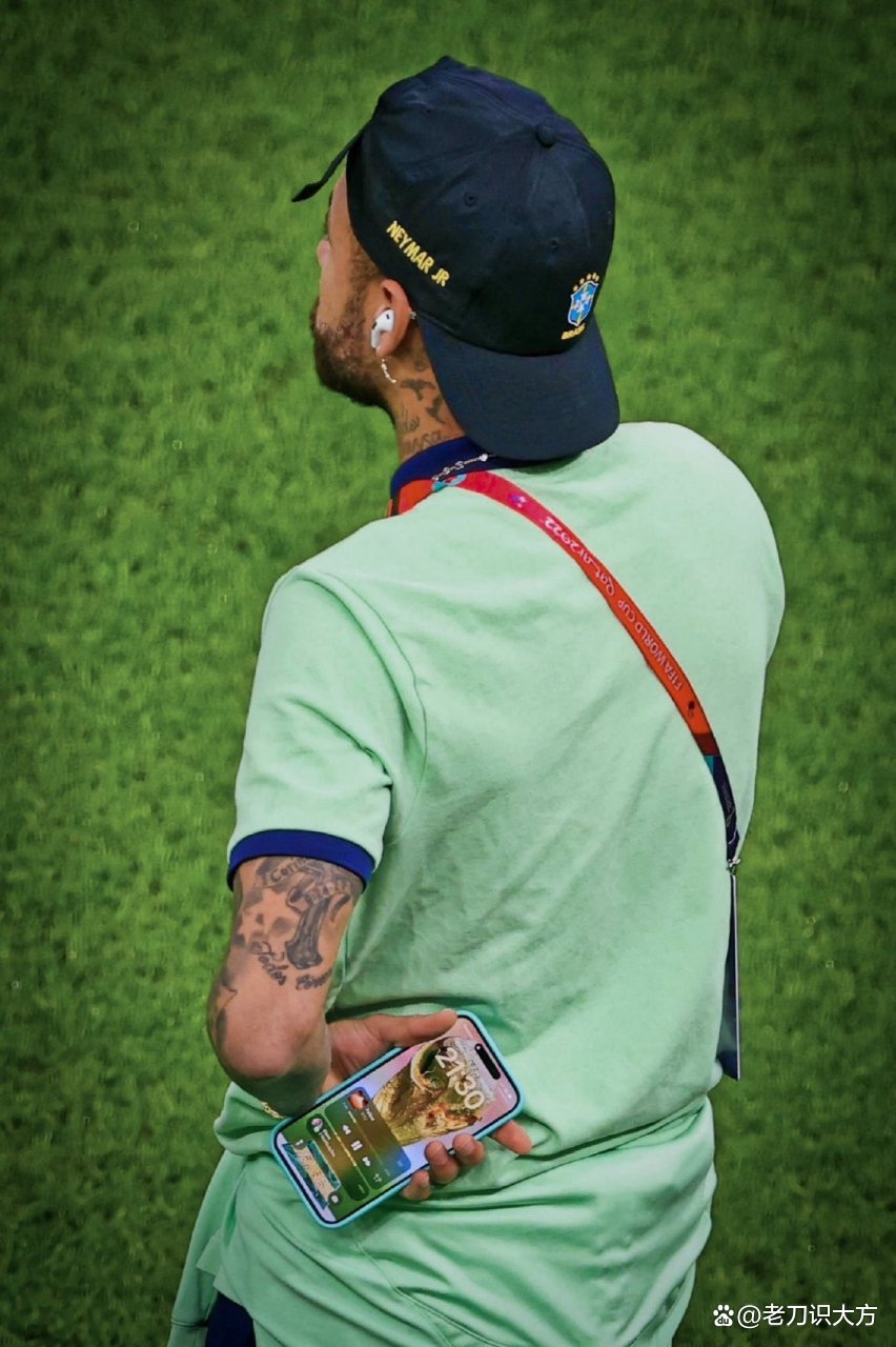 拜仁完胜瑞典，内马尔带队取胜